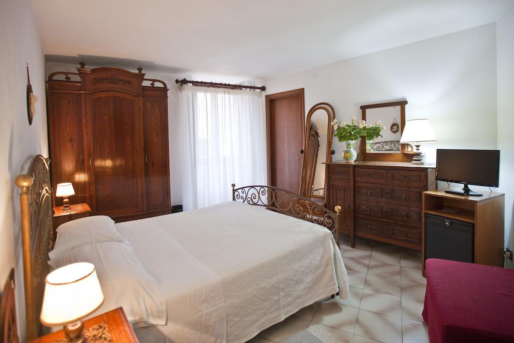 Hotel Moderno Erice Bagian luar foto